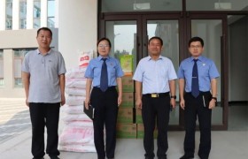 威县检察院领导到威县第一职业技术中学开展教师节慰问活动